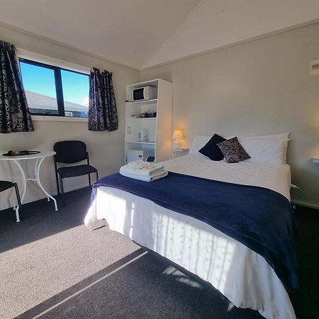 Cheviot Motels, Cabins And Camp Екстер'єр фото